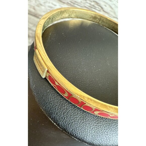 COACH Letter C LOGO Signature Red Enamel Gold Tone Bangle Bracelet Size 7 3/4” - Picture 4 of 7